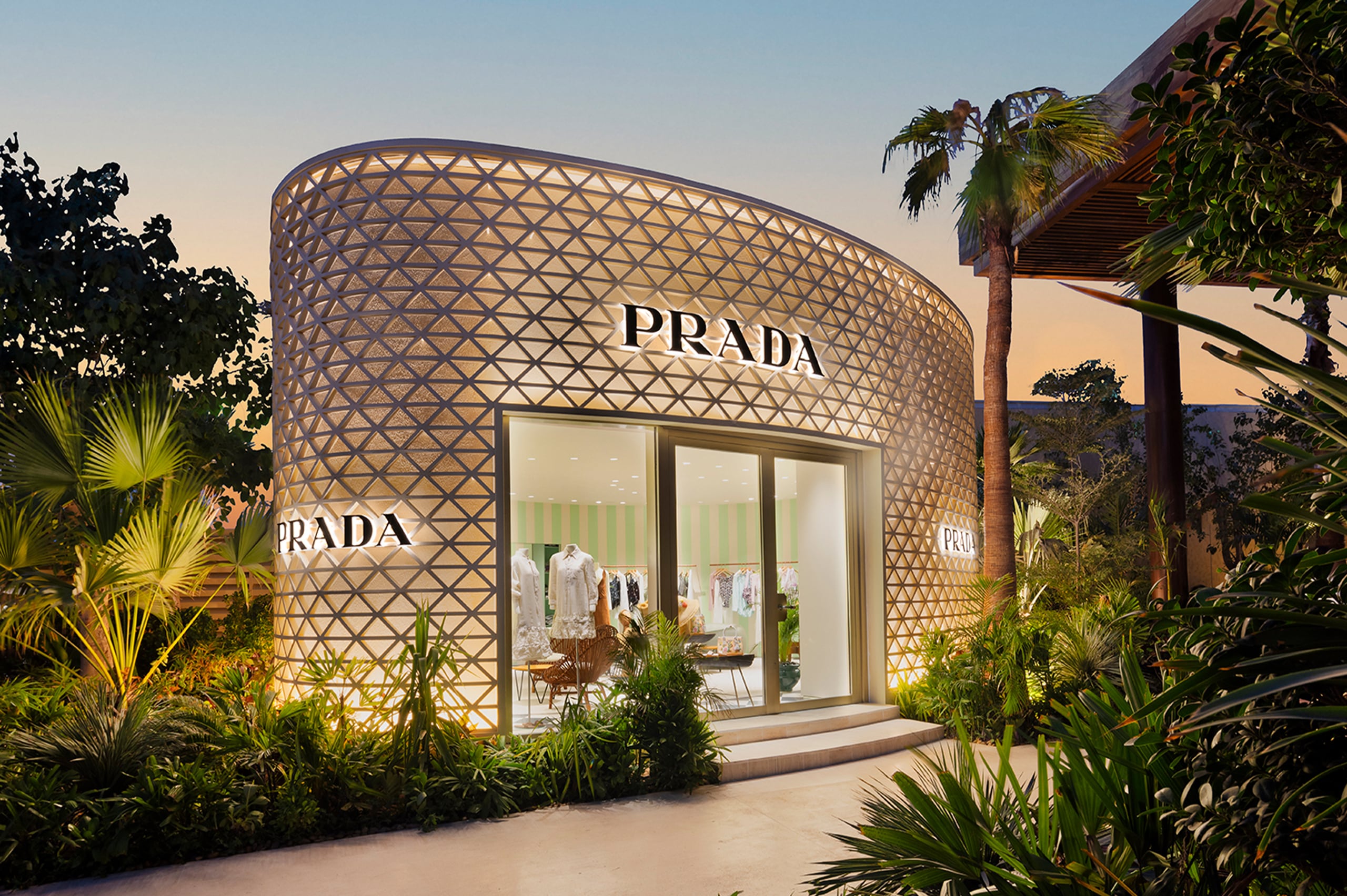 Prada Dubai Baoli